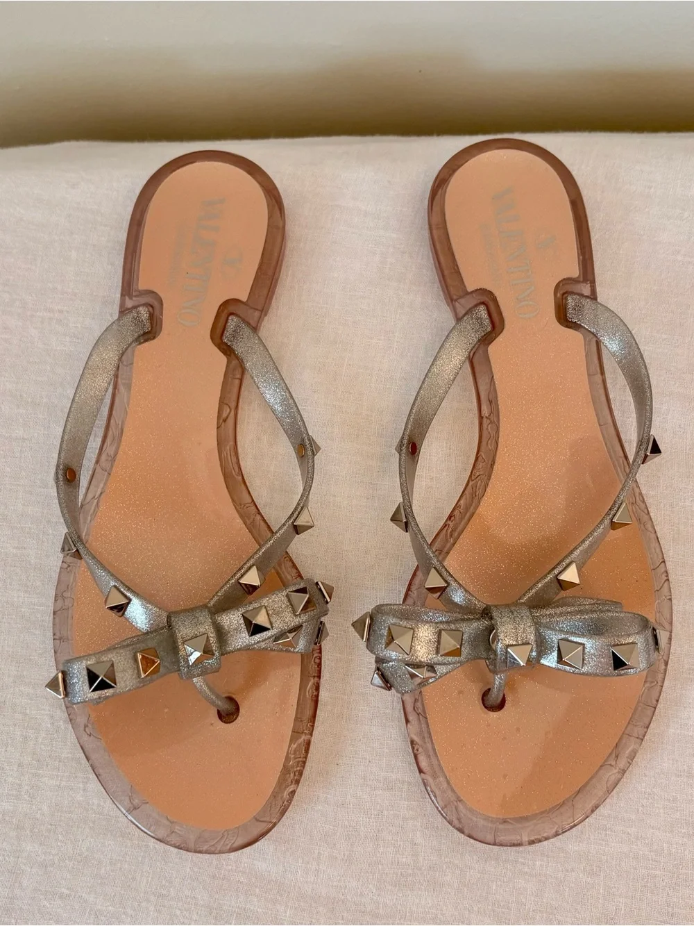 Valentino Garavani Rockstud Rubber Slippers 37